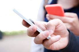 Яким смартфоном користується Білл Гейтс