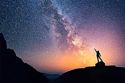 Через скільки років можуть згаснути зірки